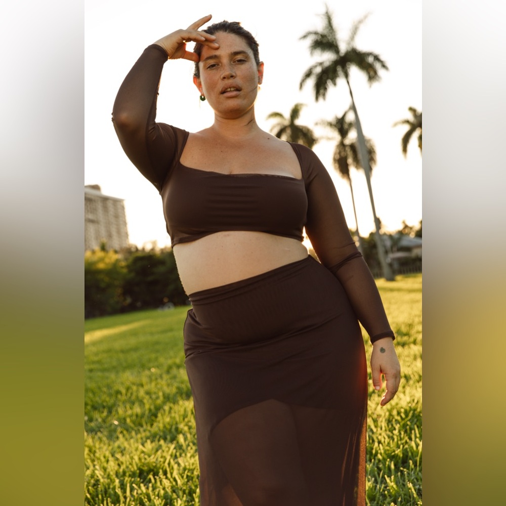 FREE PEOPLE set XL brown sheer material